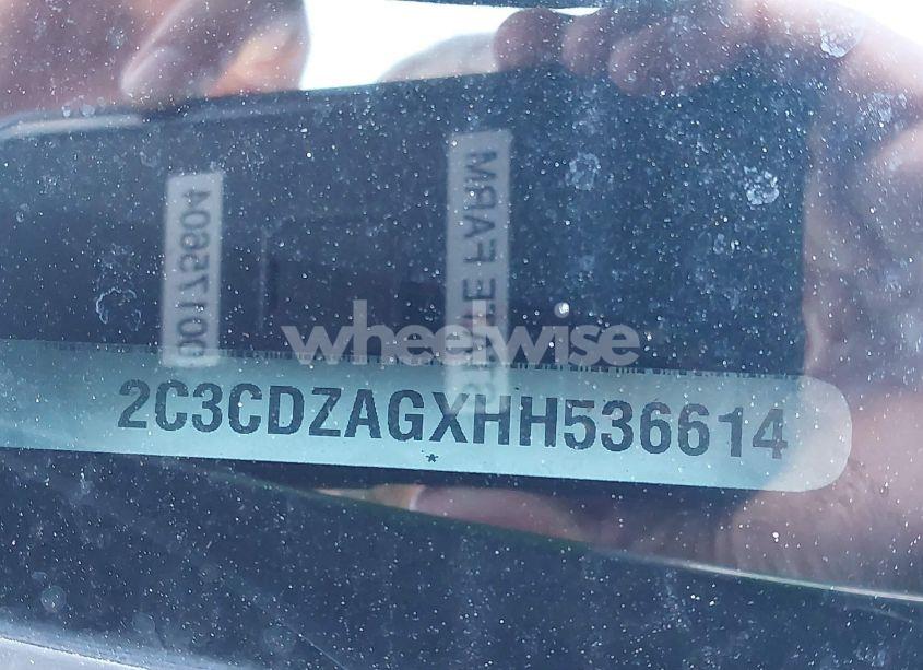 Photo 9 of 2017 Dodge Challenger SXT (VIN 2C3CDZAGXHH536614)