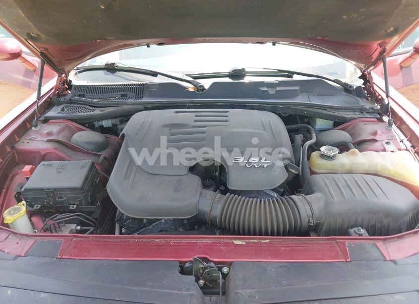 Photo 10 of 2017 Dodge Challenger SXT PLUS (VIN 2C3CDZAGXHH640987)