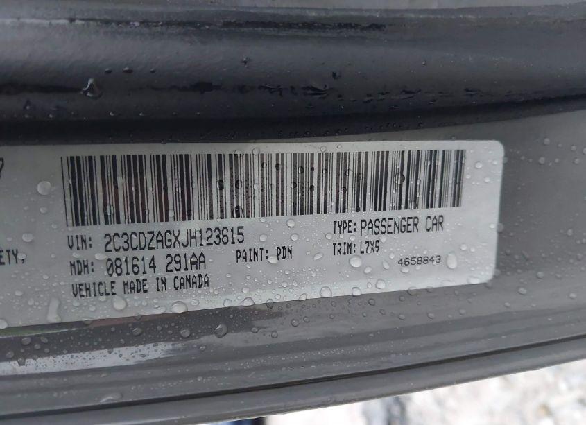 Photo 9 of 2018 Dodge Challenger SXT (VIN 2C3CDZAGXJH123615)