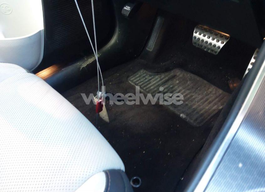 Photo 11 of 2018 Dodge Challenger (VIN 2C3CDZAGXJH132170)