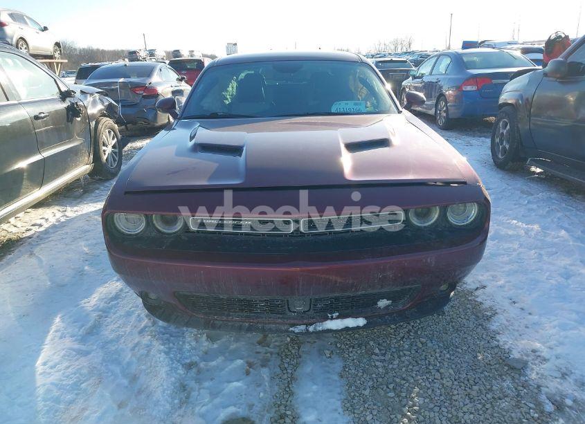 Photo 12 of 2018 Dodge Challenger (VIN 2C3CDZAGXJH132170)