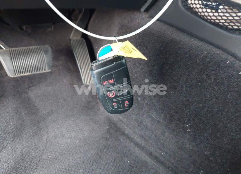 Photo 11 of 2018 Dodge Challenger SXT (VIN 2C3CDZAGXJH183636)