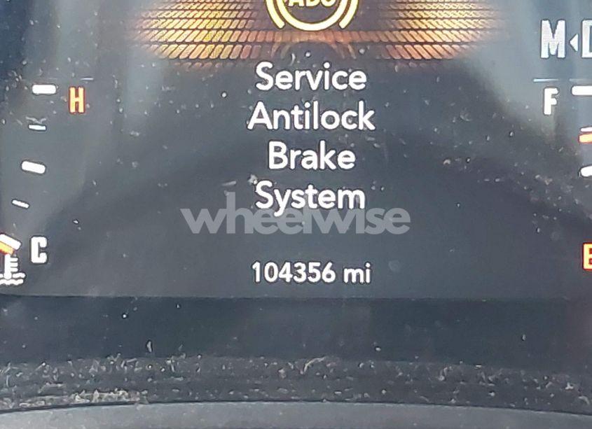 Photo 15 of 2018 Dodge Challenger SXT (VIN 2C3CDZAGXJH183636)