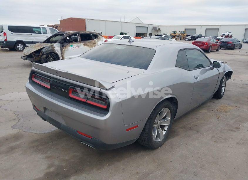 Photo 4 of 2018 Dodge Challenger SXT (VIN 2C3CDZAGXJH183636)