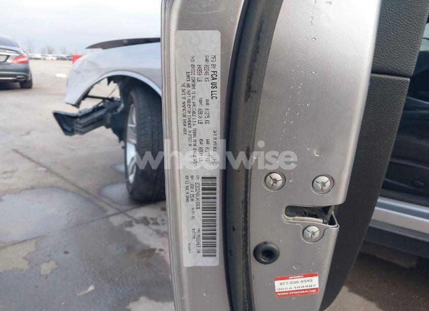 Photo 9 of 2018 Dodge Challenger SXT (VIN 2C3CDZAGXJH183636)