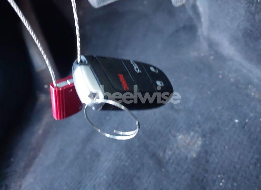 Photo 11 of 2018 Dodge Challenger SXT (VIN 2C3CDZAGXJH309896)