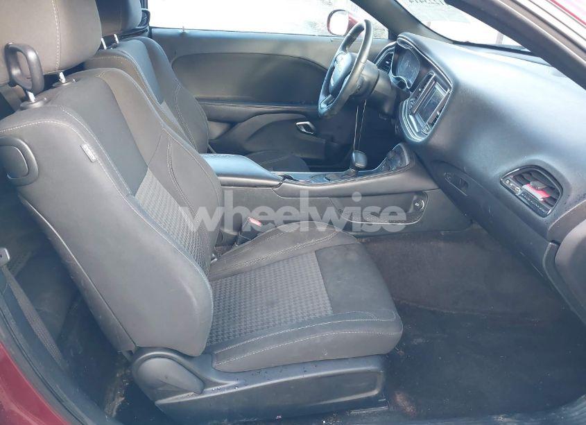 Photo 5 of 2018 Dodge Challenger SXT (VIN 2C3CDZAGXJH309896)