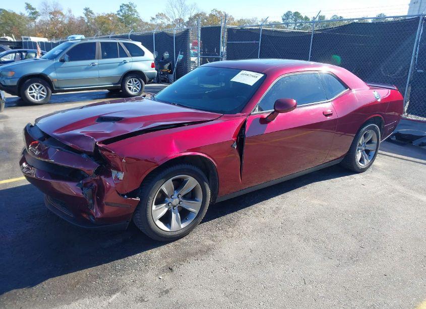 Photo 2 of 2019 Dodge Challenger SXT (VIN 2C3CDZAGXKH679568)