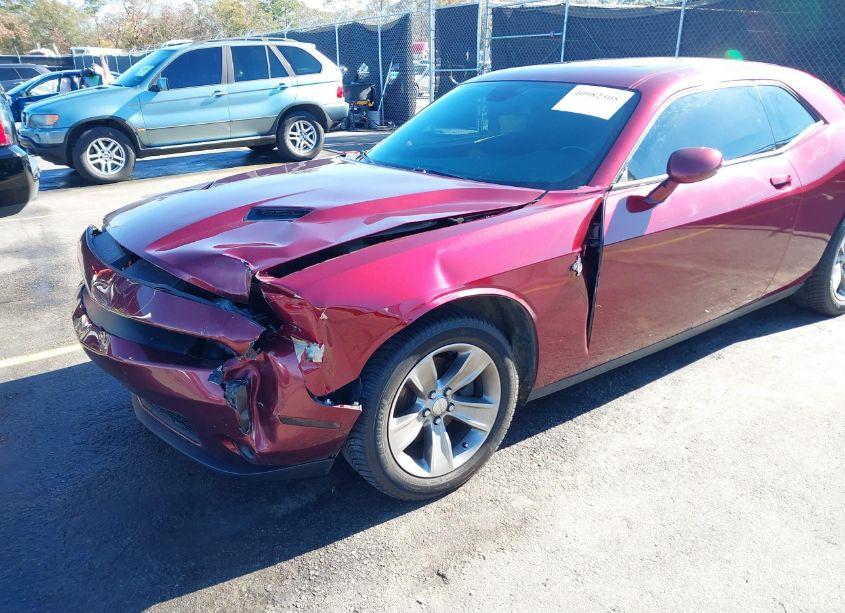 Photo 6 of 2019 Dodge Challenger SXT (VIN 2C3CDZAGXKH679568)