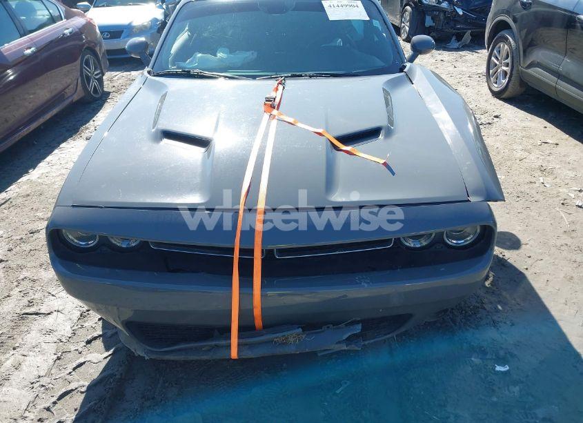 Photo 11 of 2019 Dodge Challenger SXT (VIN 2C3CDZAGXKH701875)