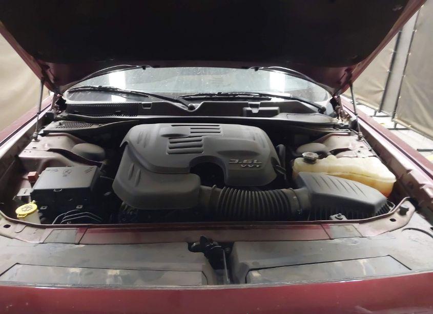 Photo 10 of 2020 Dodge Challenger SXT (VIN 2C3CDZAGXLH218470)