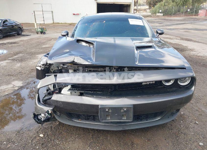 Photo 12 of 2021 Dodge Challenger SXT (VIN 2C3CDZAGXMH577853)