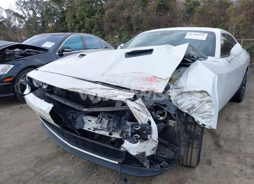 Photo 6 of 2022 Dodge Challenger SXT (VIN 2C3CDZAGXNH205804)