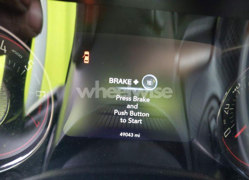 Photo 7 of 2022 Dodge Challenger SXT (VIN 2C3CDZAGXNH205804)