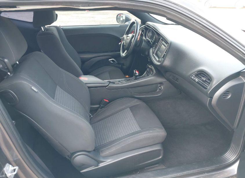 Photo 5 of 2015 Dodge Challenger R/T (VIN 2C3CDZAT0FH843395)