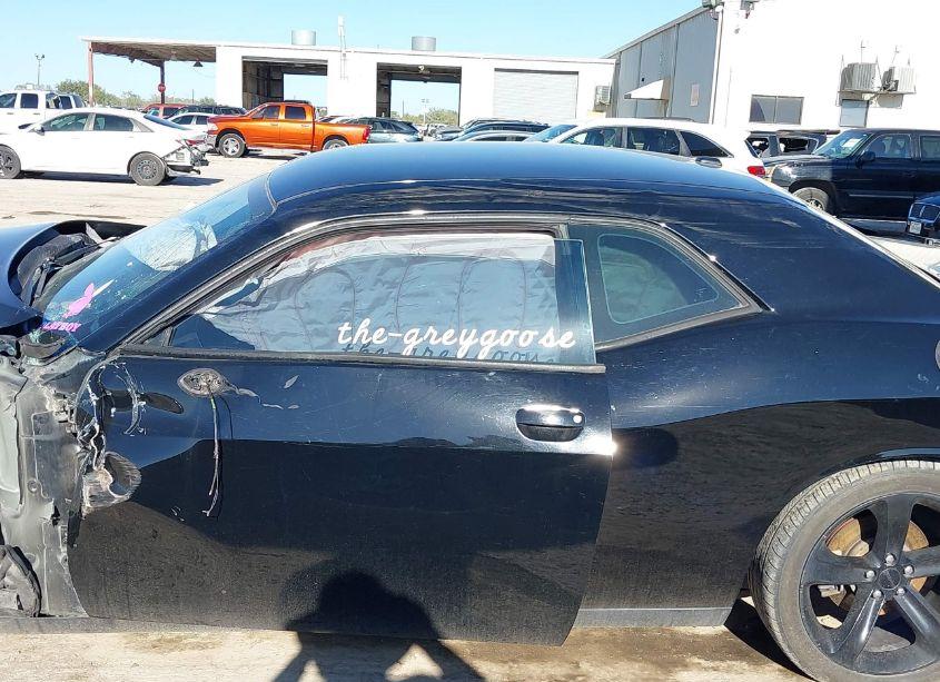 Photo 14 of 2015 Dodge Challenger R/T (VIN 2C3CDZAT2FH783958)