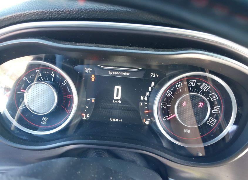 Photo 16 of 2015 Dodge Challenger R/T (VIN 2C3CDZAT8FH821581)