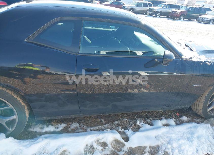 Photo 13 of 2015 Dodge Challenger R/T (VIN 2C3CDZAT9FH861314)