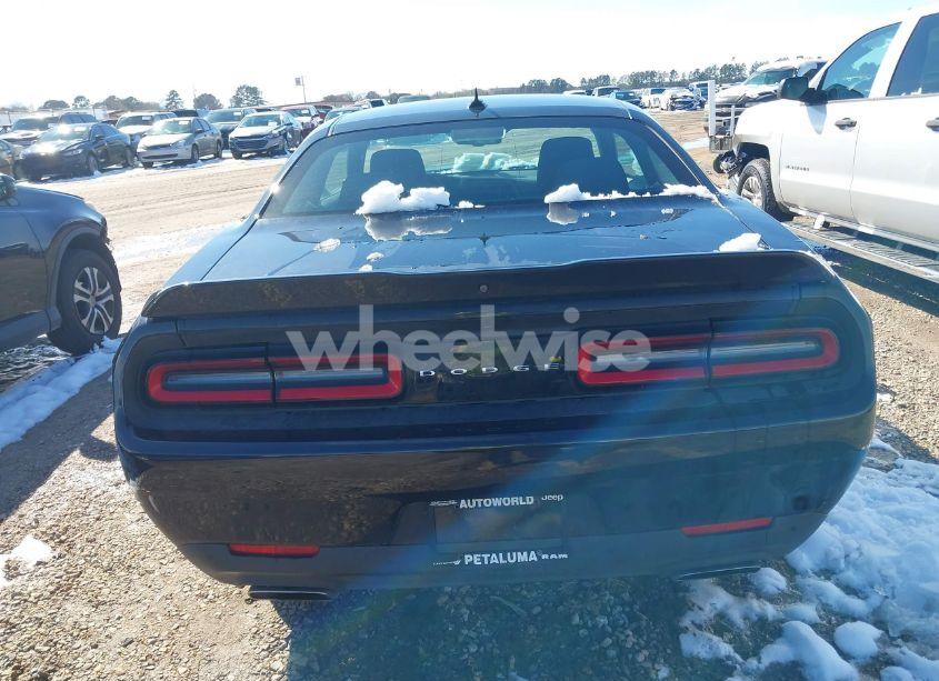 Photo 16 of 2015 Dodge Challenger R/T (VIN 2C3CDZAT9FH861314)
