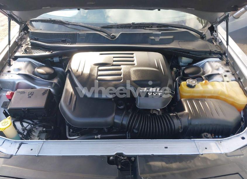 Photo 10 of 2015 Dodge Challenger SXT PLUS (VIN 2C3CDZBG0FH700898)