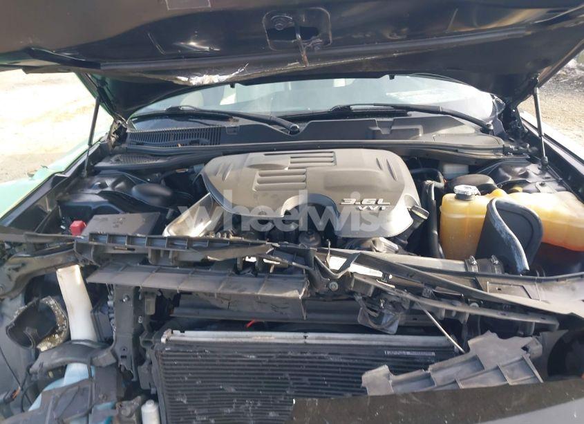 Photo 10 of 2015 Dodge Challenger SXT PLUS (VIN 2C3CDZBG3FH727464)