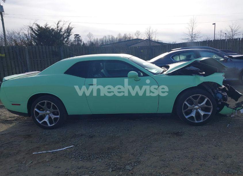 Photo 13 of 2015 Dodge Challenger SXT PLUS (VIN 2C3CDZBG3FH727464)