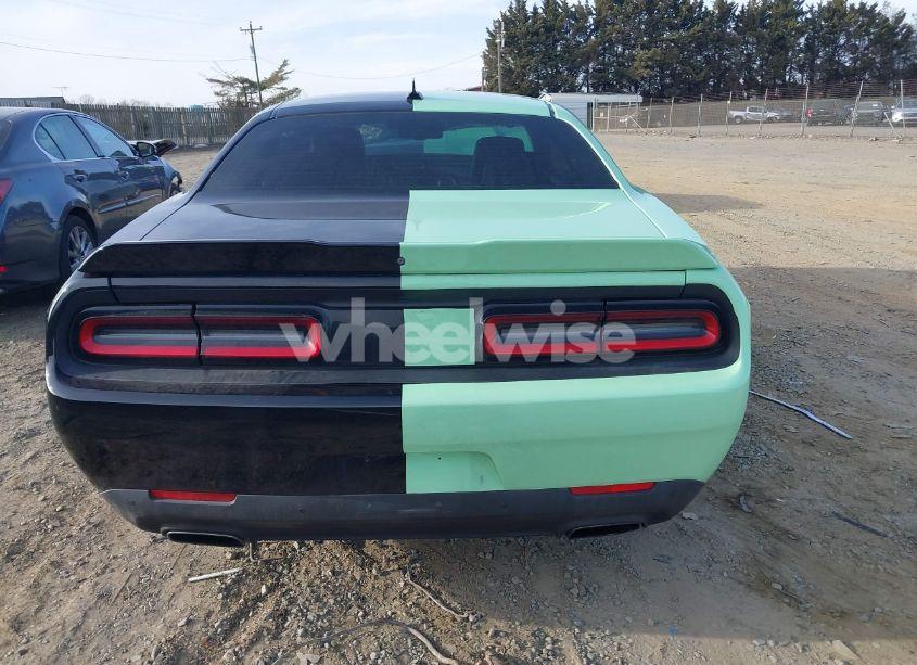 Photo 16 of 2015 Dodge Challenger SXT PLUS (VIN 2C3CDZBG3FH727464)