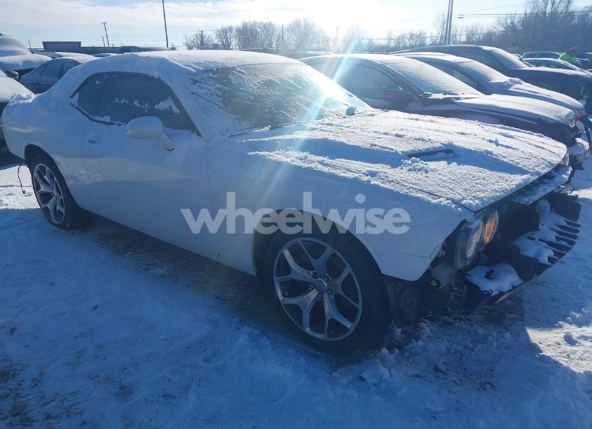 2015 Dodge Challenger SXT PLUS (VIN 2C3CDZBG4FH736979) main photo