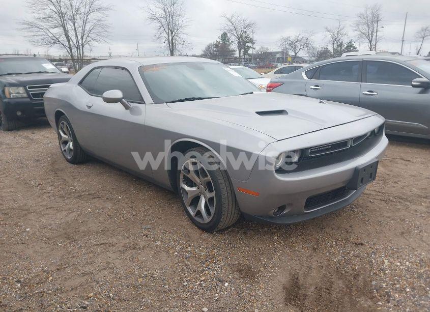 2015 Dodge Challenger SXT PLUS (VIN 2C3CDZBG7FH835280) main photo