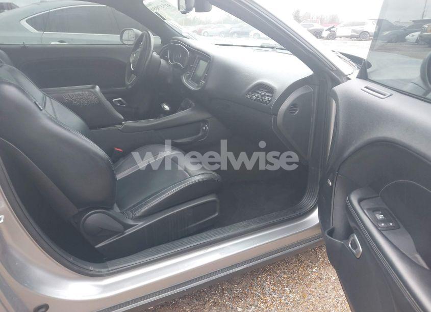 Photo 5 of 2015 Dodge Challenger SXT PLUS (VIN 2C3CDZBG7FH835280)