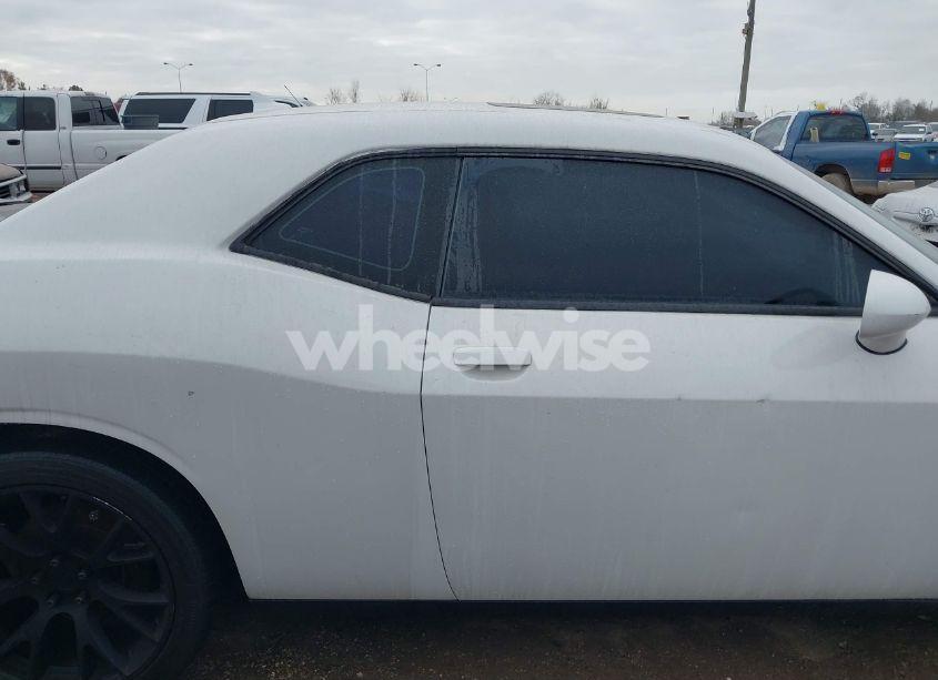 Photo 13 of 2015 Dodge Challenger SXT PLUS (VIN 2C3CDZBG8FH706433)