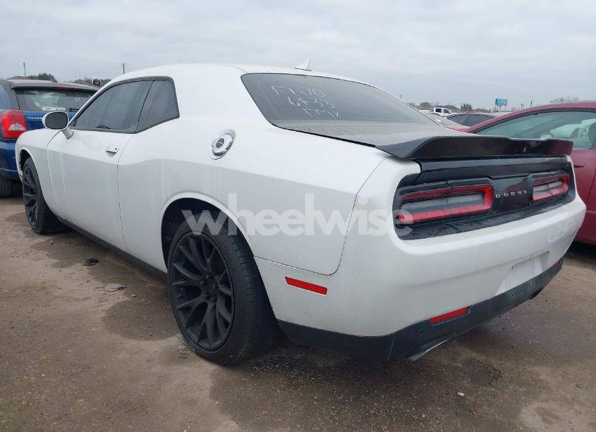 Photo 3 of 2015 Dodge Challenger SXT PLUS (VIN 2C3CDZBG8FH706433)