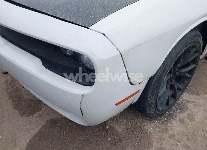 Photo 6 of 2015 Dodge Challenger SXT PLUS (VIN 2C3CDZBG8FH706433)