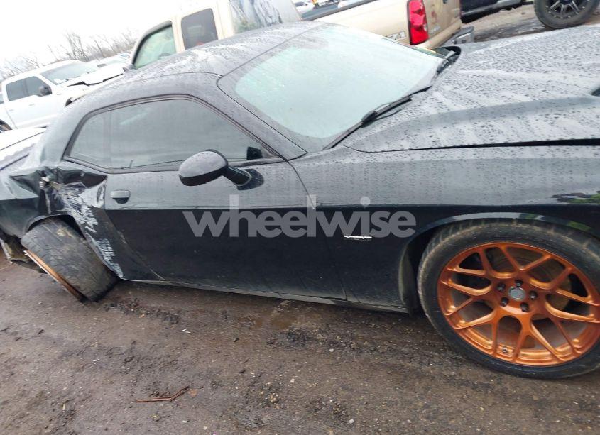 Photo 12 of 2015 Dodge Challenger R/T PLUS (VIN 2C3CDZBT0FH819564)