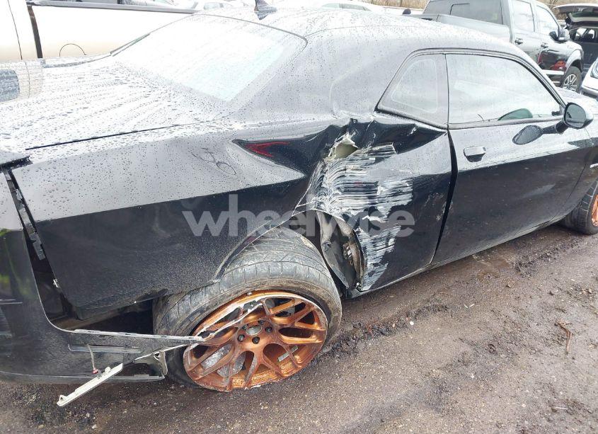 Photo 6 of 2015 Dodge Challenger R/T PLUS (VIN 2C3CDZBT0FH819564)