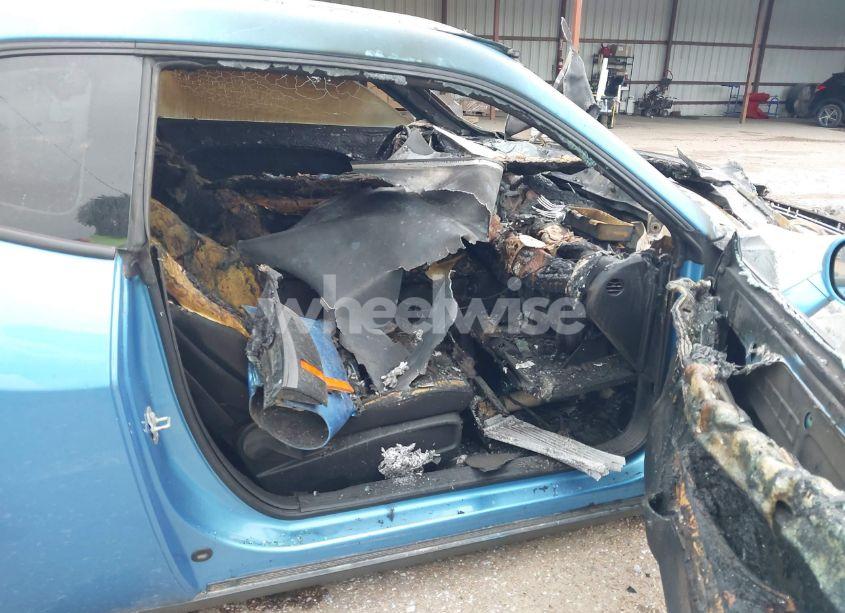 Photo 5 of 2016 Dodge Challenger R/T (VIN 2C3CDZBT0GH184881)