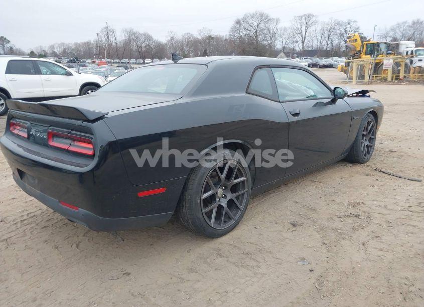 Photo 4 of 2016 Dodge Challenger R/T PLUS (VIN 2C3CDZBT1GH101121)
