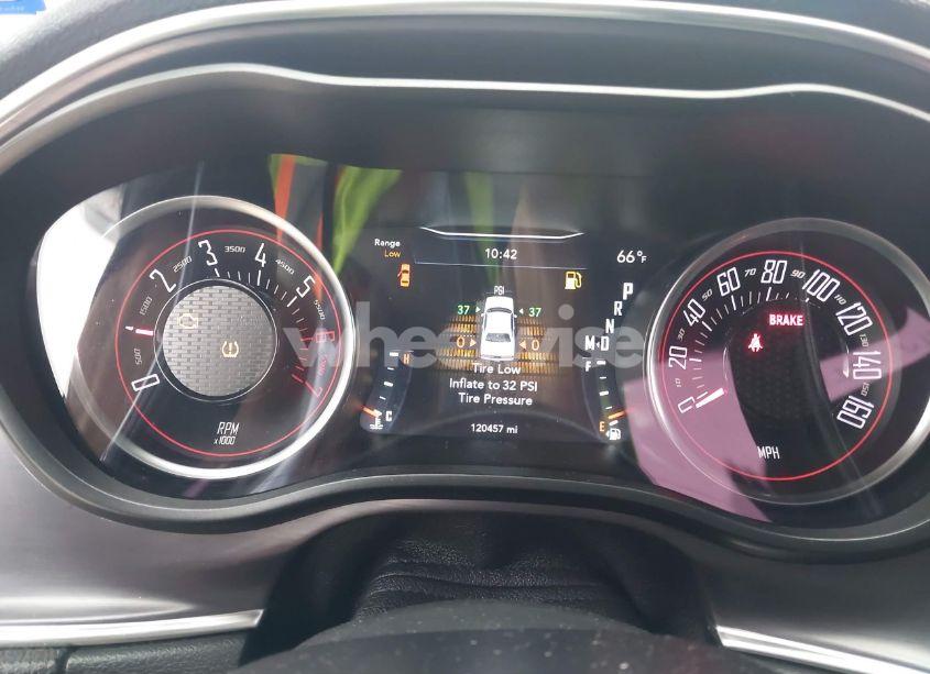 Photo 7 of 2017 Dodge Challenger R/T (VIN 2C3CDZBT1HH561056)