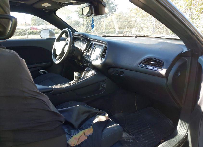 Photo 5 of 2017 Dodge Challenger R/T (VIN 2C3CDZBT1HH622616)