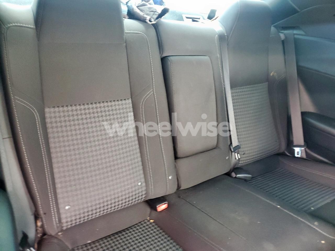 Photo 10 of 2017 DODGE CHALLENGER R/T (VIN 2C3CDZBT1HH639514)