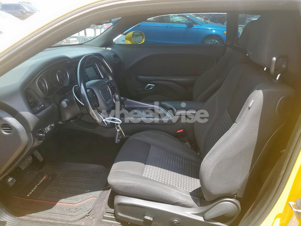 Photo 7 of 2017 DODGE CHALLENGER R/T (VIN 2C3CDZBT1HH639514)