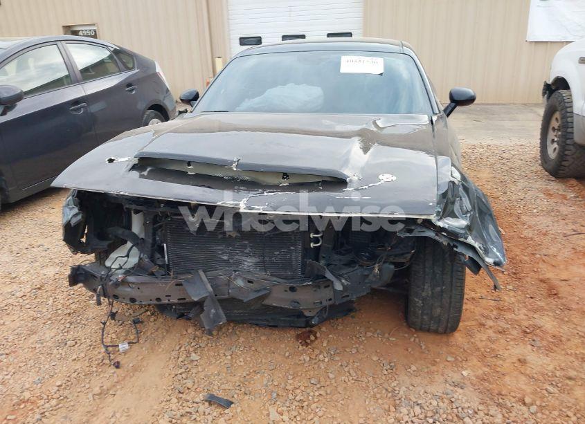 Photo 11 of 2018 Dodge Challenger R/T (VIN 2C3CDZBT1JH154585)