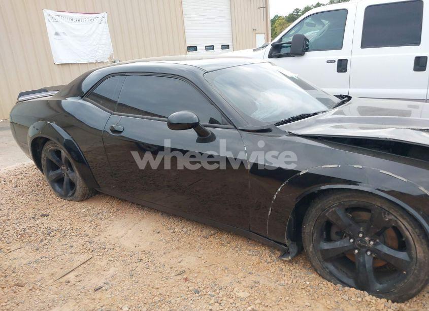 Photo 12 of 2018 Dodge Challenger R/T (VIN 2C3CDZBT1JH154585)