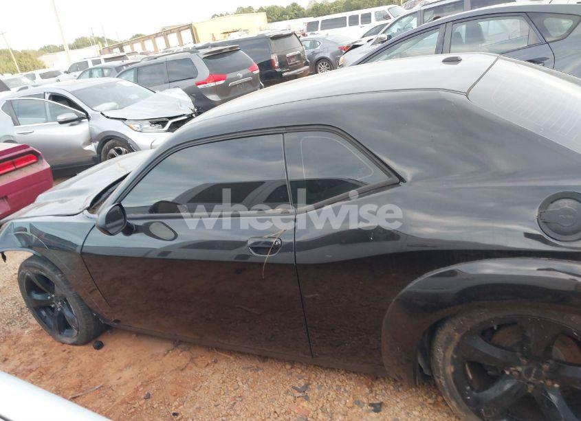 Photo 13 of 2018 Dodge Challenger R/T (VIN 2C3CDZBT1JH154585)