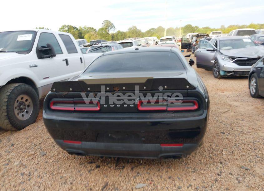 Photo 15 of 2018 Dodge Challenger R/T (VIN 2C3CDZBT1JH154585)