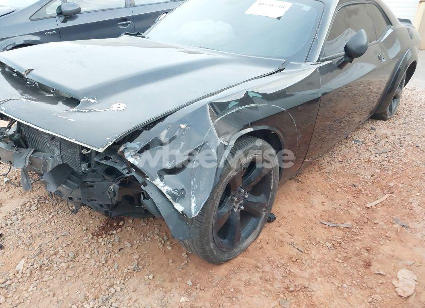 Photo 6 of 2018 Dodge Challenger R/T (VIN 2C3CDZBT1JH154585)