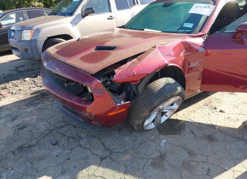 Photo 6 of 2018 Dodge Challenger R/T (VIN 2C3CDZBT1JH255335)