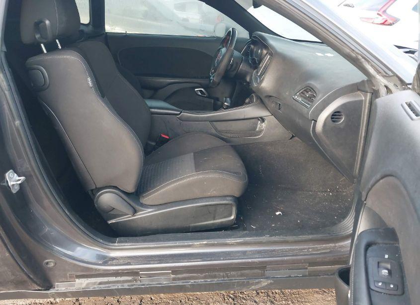 Photo 5 of 2020 Dodge Challenger R/T (VIN 2C3CDZBT1LH201598)