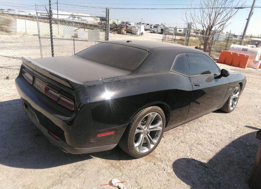 Photo 4 of 2021 Dodge Challenger R/T (VIN 2C3CDZBT1MH517553)