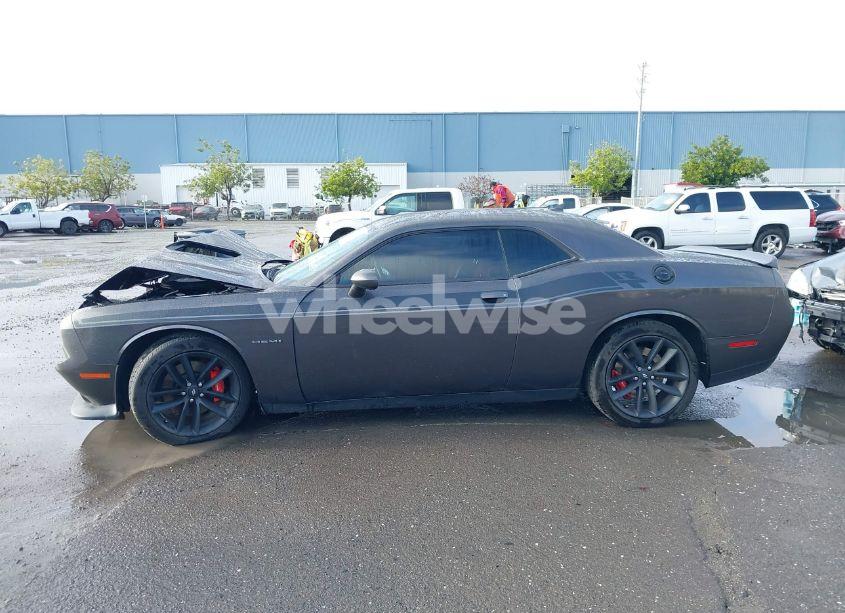Photo 14 of 2021 Dodge Challenger R/T (VIN 2C3CDZBT1MH560306)